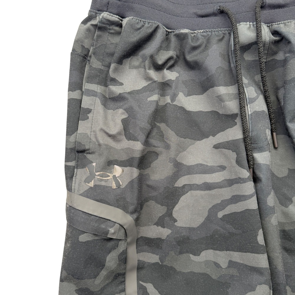 Under Armour Elite Camo Joggers  Mens Medium Black Cargo Athletic Pants Gym - Picture 4 of 15